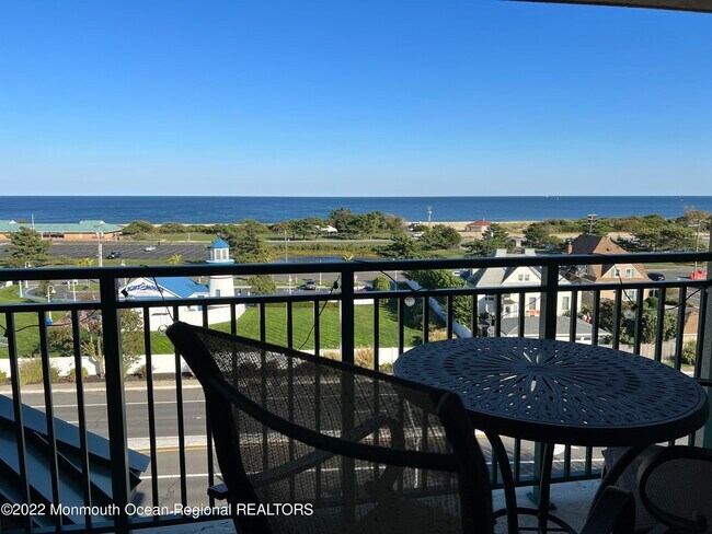 Foto del edificio - 422 Ocean Blvd