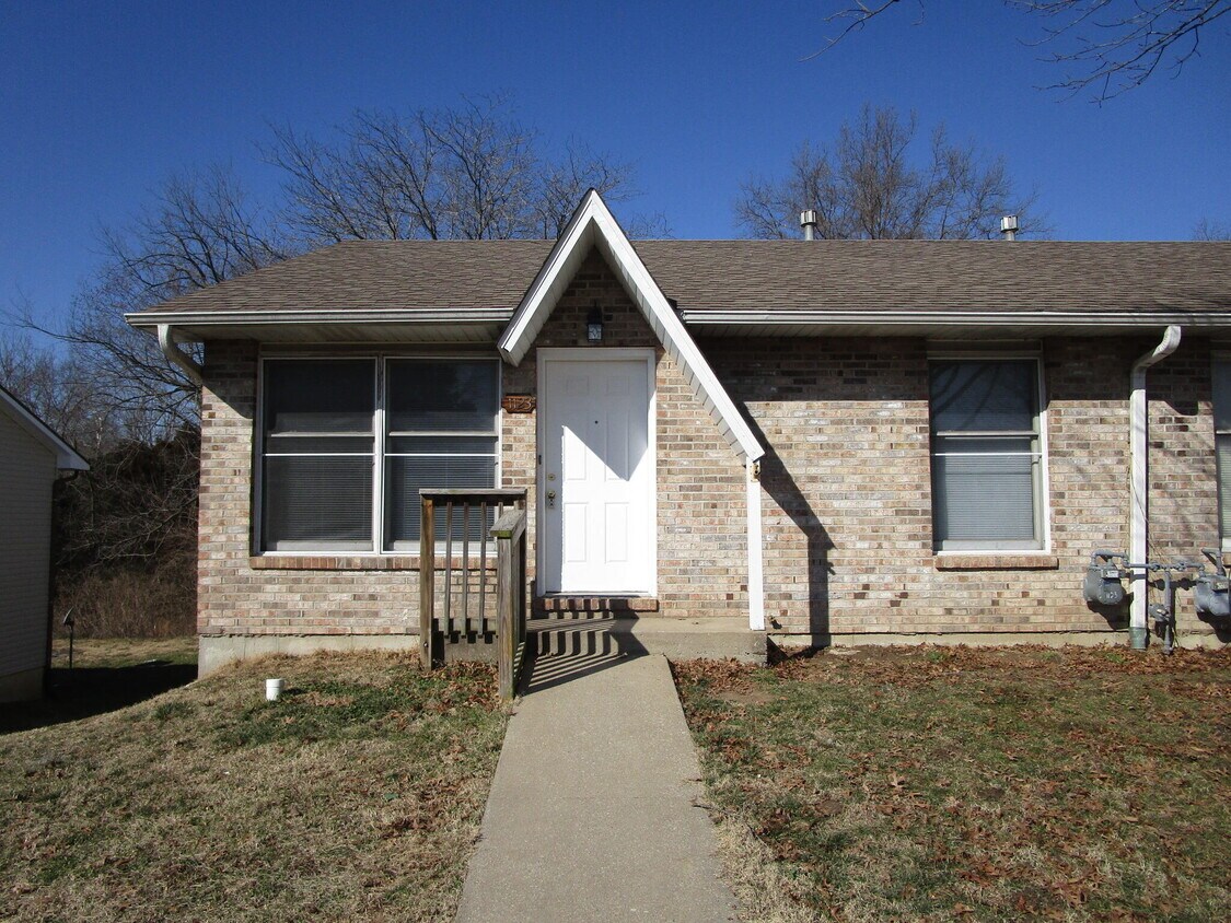 1123 S Roseta Ave, Columbia, MO 65201 Townhome Rentals in Columbia MO