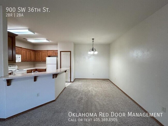 Foto del edificio - 900 SW 36th St