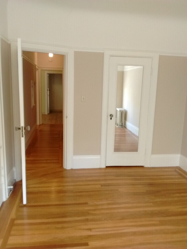 Foto del edificio - 2560 Polk St