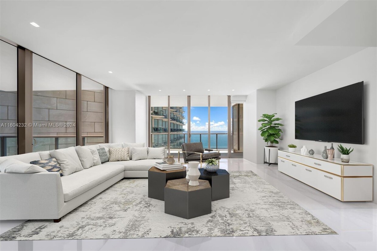 Foto principal - 9701 Collins Ave