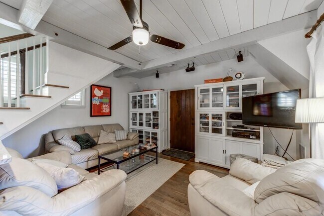 Building Photo - 965 N Ormewood Park Dr
