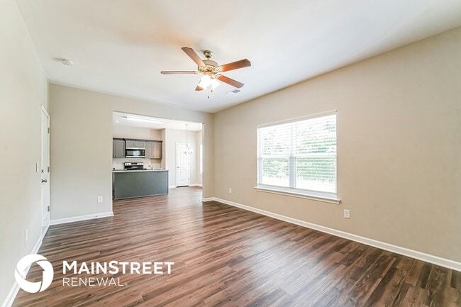 Building Photo - 38 Moss Way