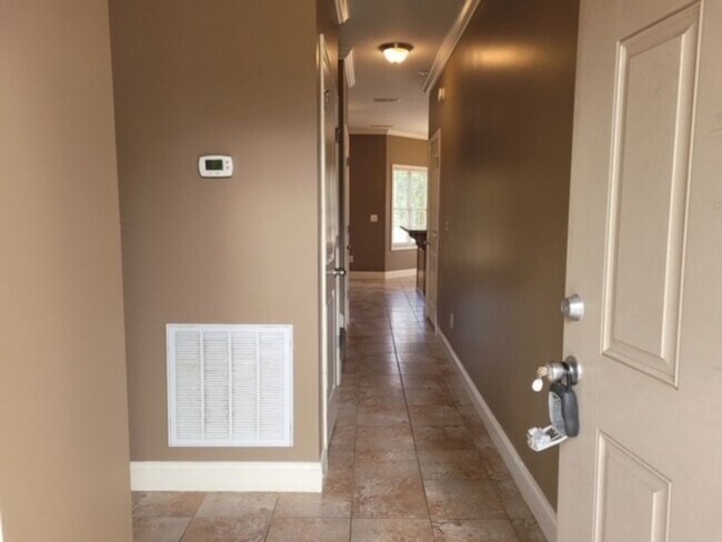 Building Photo - Townhouse for rent in Trussville