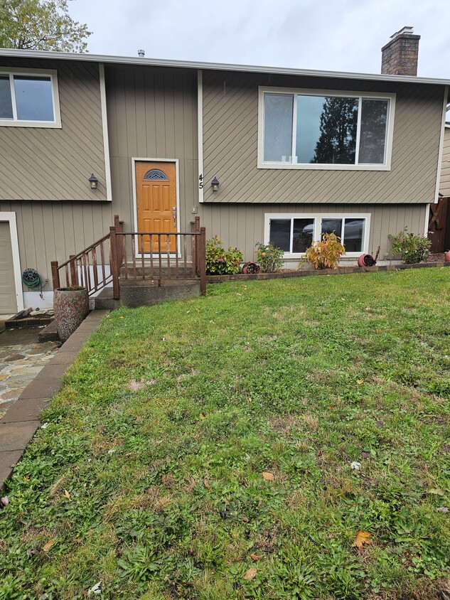 Foto principal - 45 NW Bella Vista Ave