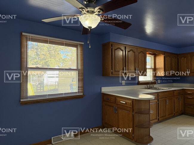 Building Photo - 1254 Rockdale St