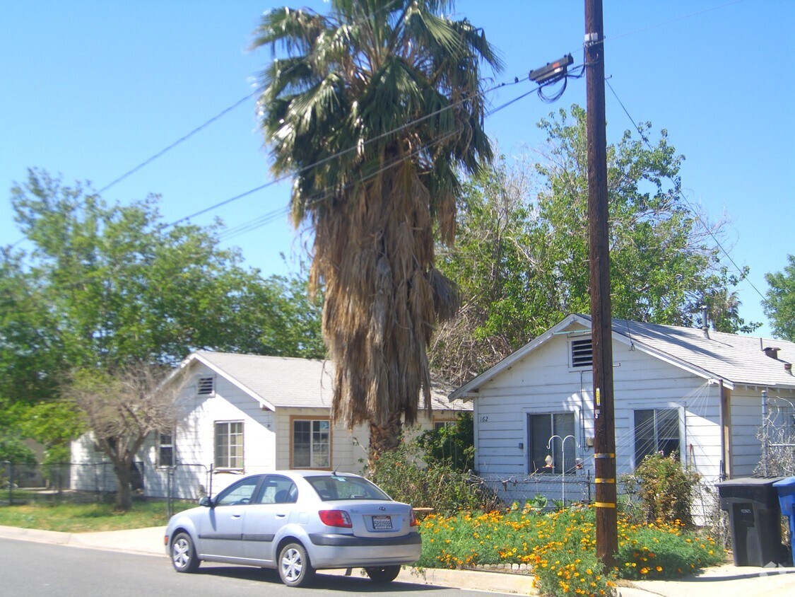 Building Photo - 170 S Pershing Ave