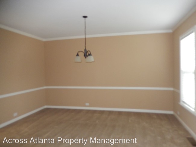 Building Photo - 283 Longwood Pl