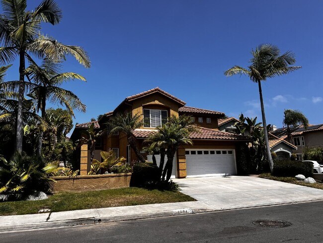 Foto del edificio - 4984 Riding Ridge Rd