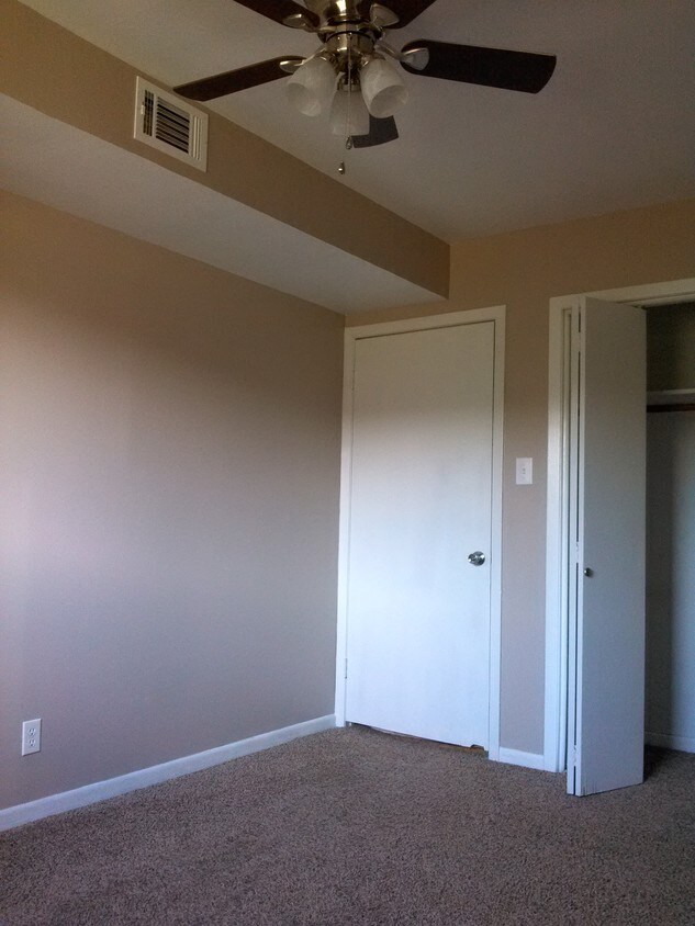 Foto principal - 6426 Hansen St