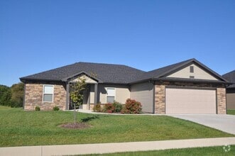 Building Photo - 5617 Abercorn Dr