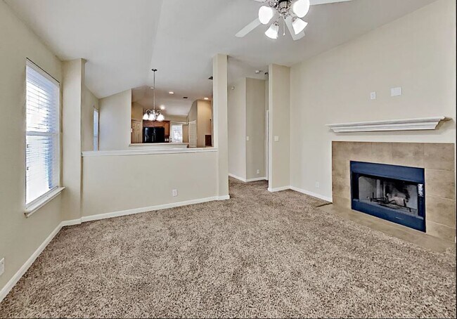 Foto del edificio - 10315 Buescher Ln