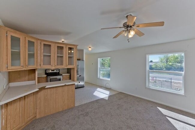 Building Photo - Charming East Grand Junction Home with Space, Comfort & Convenience