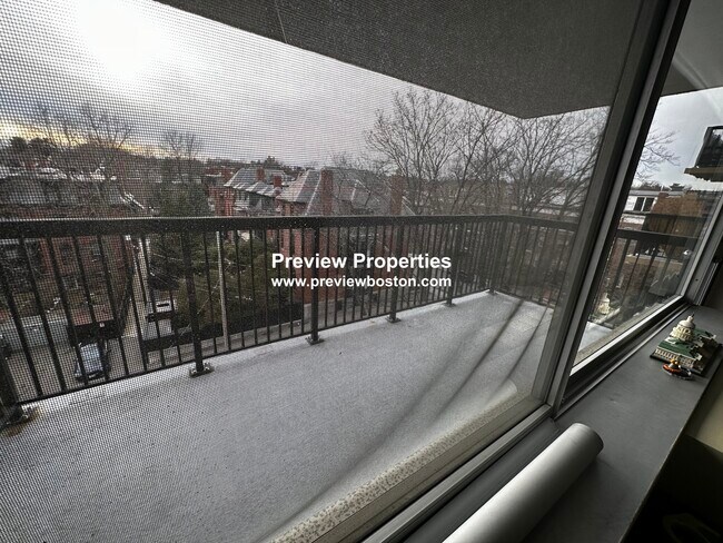 Foto del edificio - 86 Monmouth St