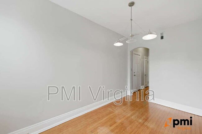 Building Photo - 1019 Westover Ave