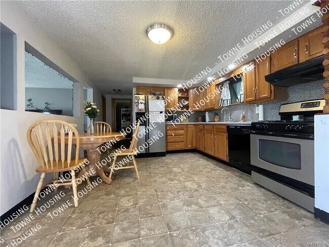 Foto del edificio - 191 Helen St