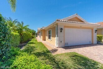 Building Photo - 7640 Rozzini Ln
