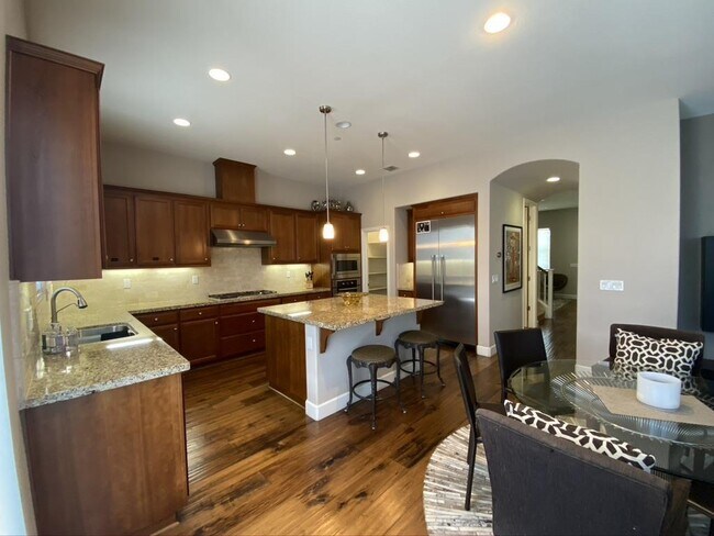 Foto del edificio - 1837 Worthington Cir
