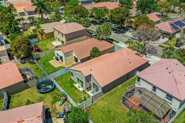 Building Photo - 15726 NW 16th Ct