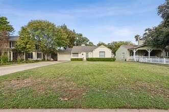 Building Photo - 3726 Westcliff Rd S