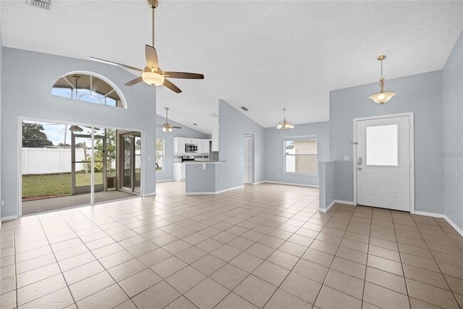 Building Photo - 7712 Water Oak Ct