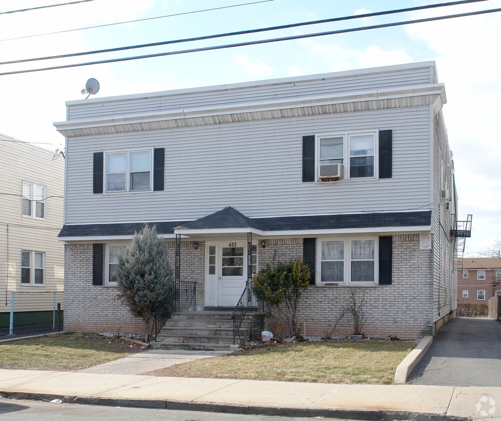 Building Photo - 437 Rosehill Pl