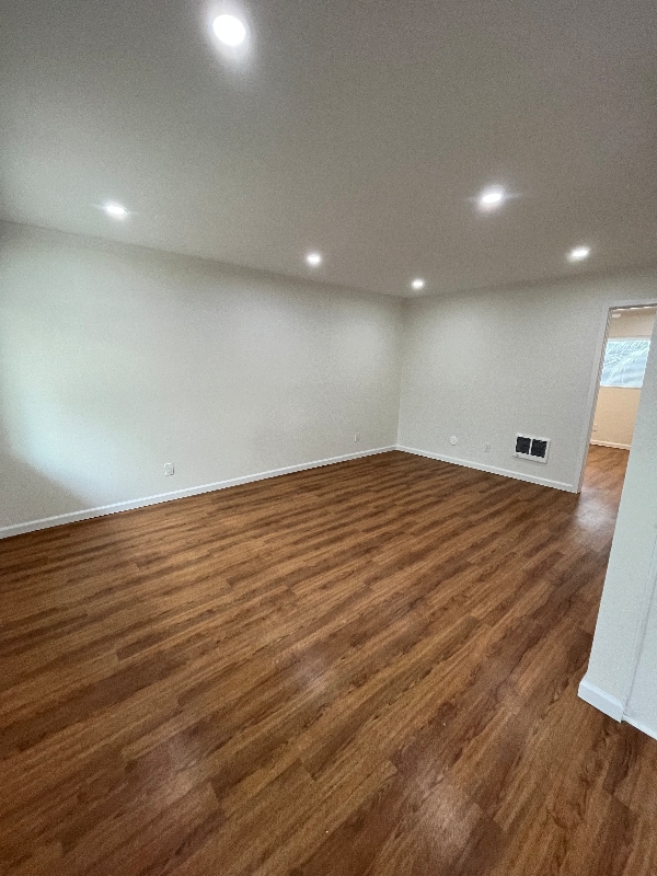 Building Photo - 3911 Oregon St