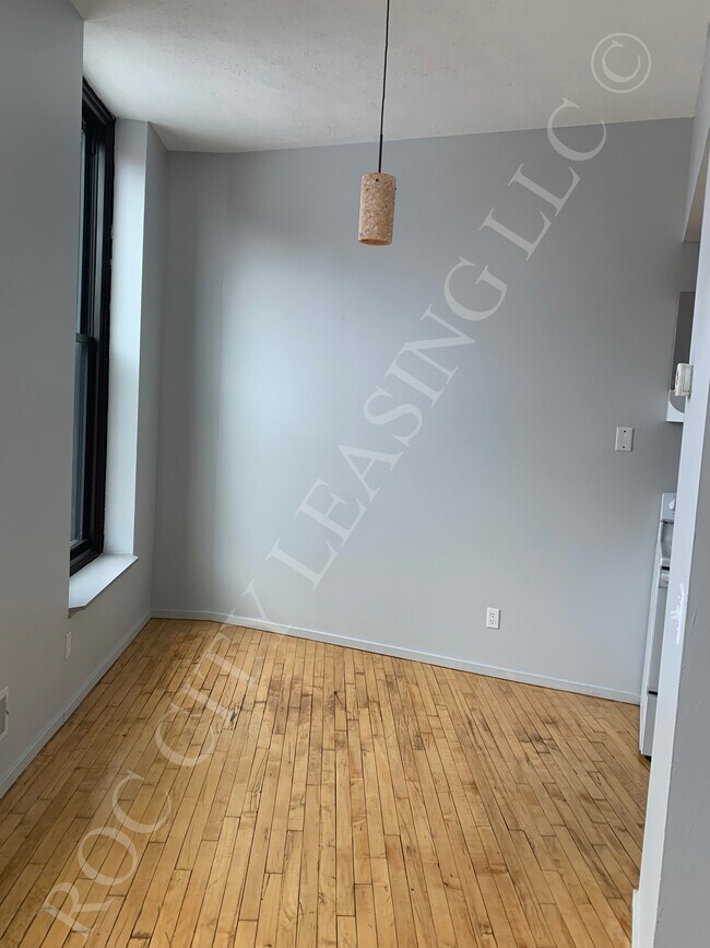 Foto del edificio - 214-216-216 Andrews St