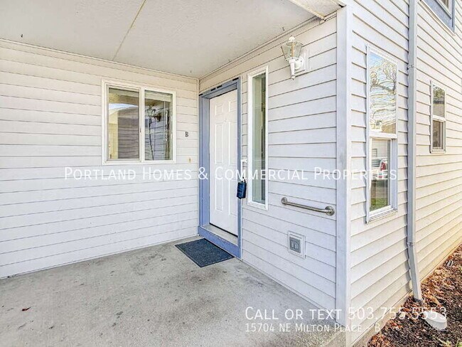 Foto del edificio - 15704 NE Milton Pl