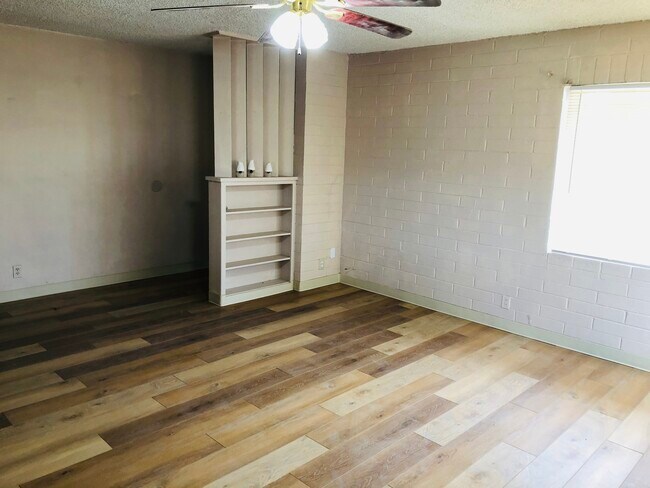 Foto del edificio - 21225 Wigwam Rd