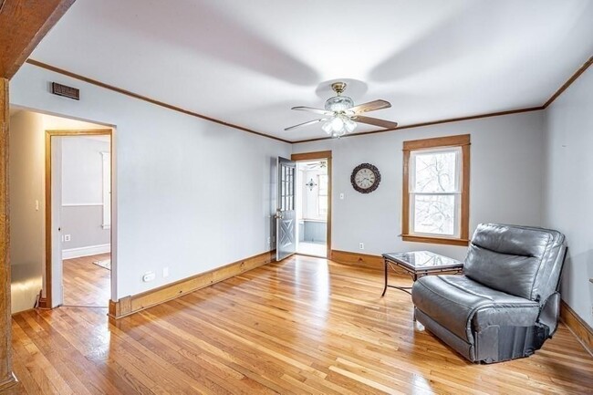 Living Room - 80 Shawmut St