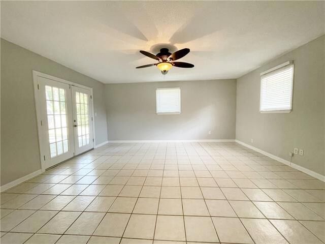 Building Photo - 128 Foxbriar St