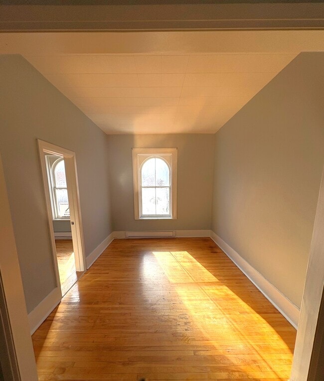 Building Photo - 80 Walton St