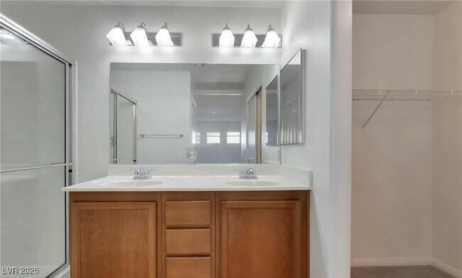 Foto del edificio - 9764 Bedstraw St