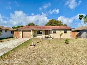 Building Photo - 115 S Rosiland Ct