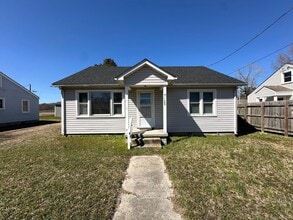 Building Photo - 109 Merriwood Ave