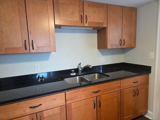 Foto del edificio - 14 Strafford Pl