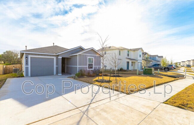 Building Photo - 5626 Rosillo Gate