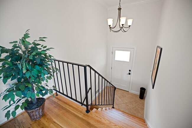 Building Photo - 10917 Glenhaven Pkwy