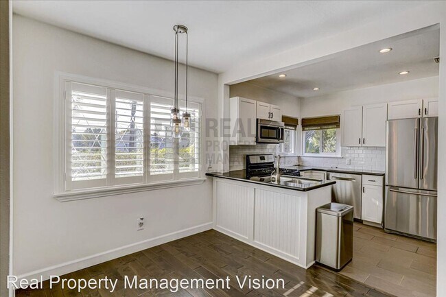 Foto del edificio - 3 br, 3 bath House - 1231 N Brighton St