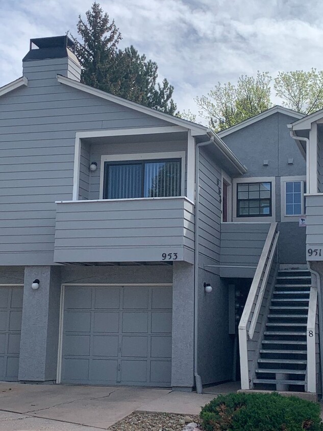 Primary Photo - 1 Bedroom unit on Tampico for rent!