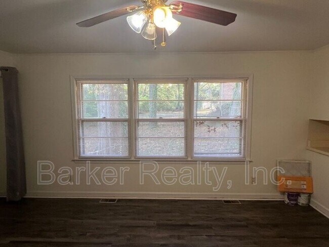 Building Photo - 1311 Ingomar Pl