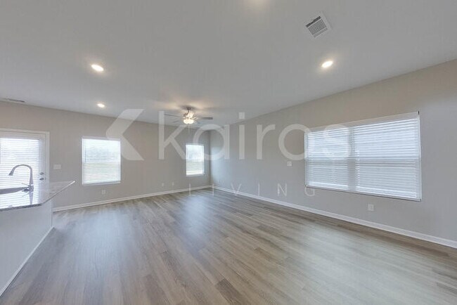 Foto del edificio - 948 Silent Barge Cv