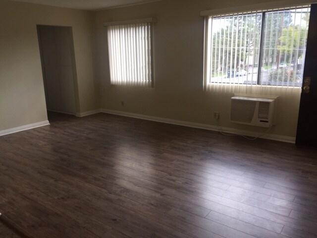 Foto del edificio - 1920 Peyton Ave