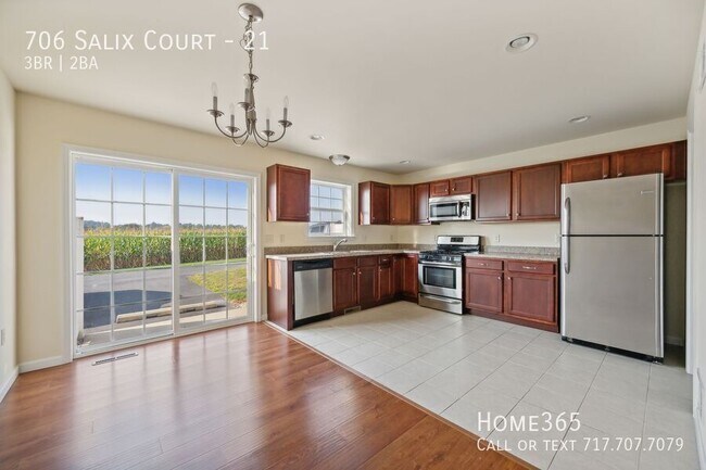 Building Photo - Precious 3 bed 2 bath Home awaits!