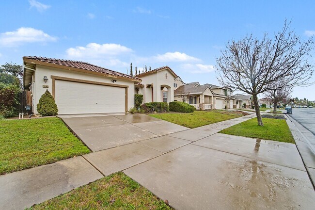 Foto del edificio - Your Next Adventure Starts Here: 3+ Bed, 2 Bath Home in Marysville