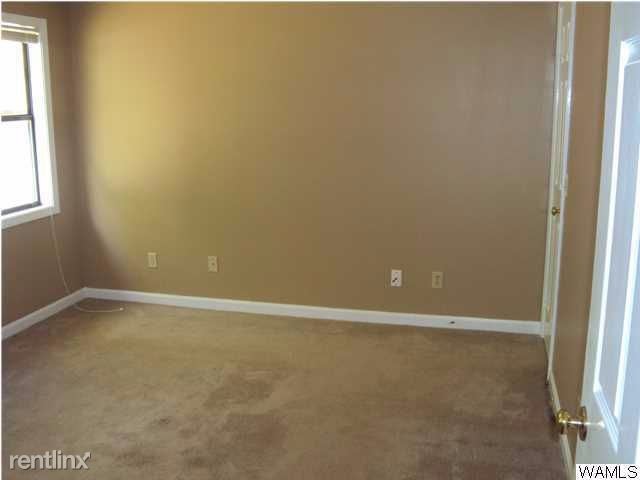 Building Photo - 14464 Lake Wildwood Dr