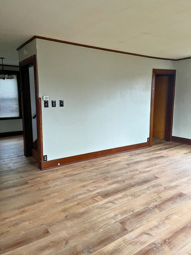 Foto del edificio - **** THIS PROPERTY HAS AN APPROVED APPLICA...