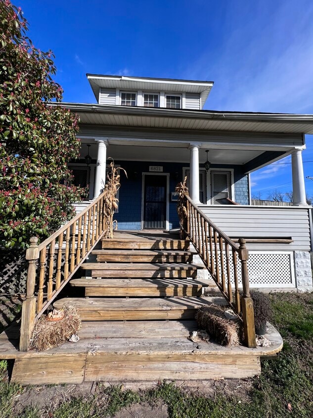 6821 Baltimore Annapolis Blvd, Linthicum Heights, MD 21090 House for