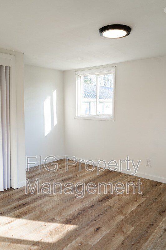 Building Photo - 3715 Sisk Rd NW